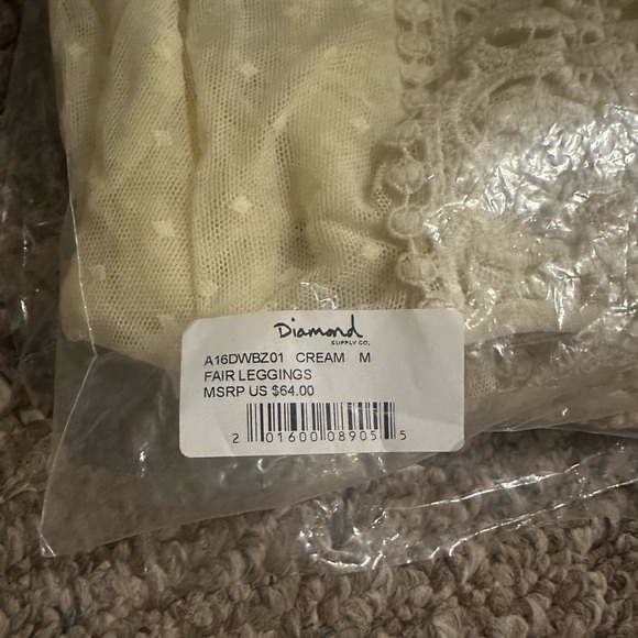 Sheer Crochet Coverup Leggings - Picture 4 of 4